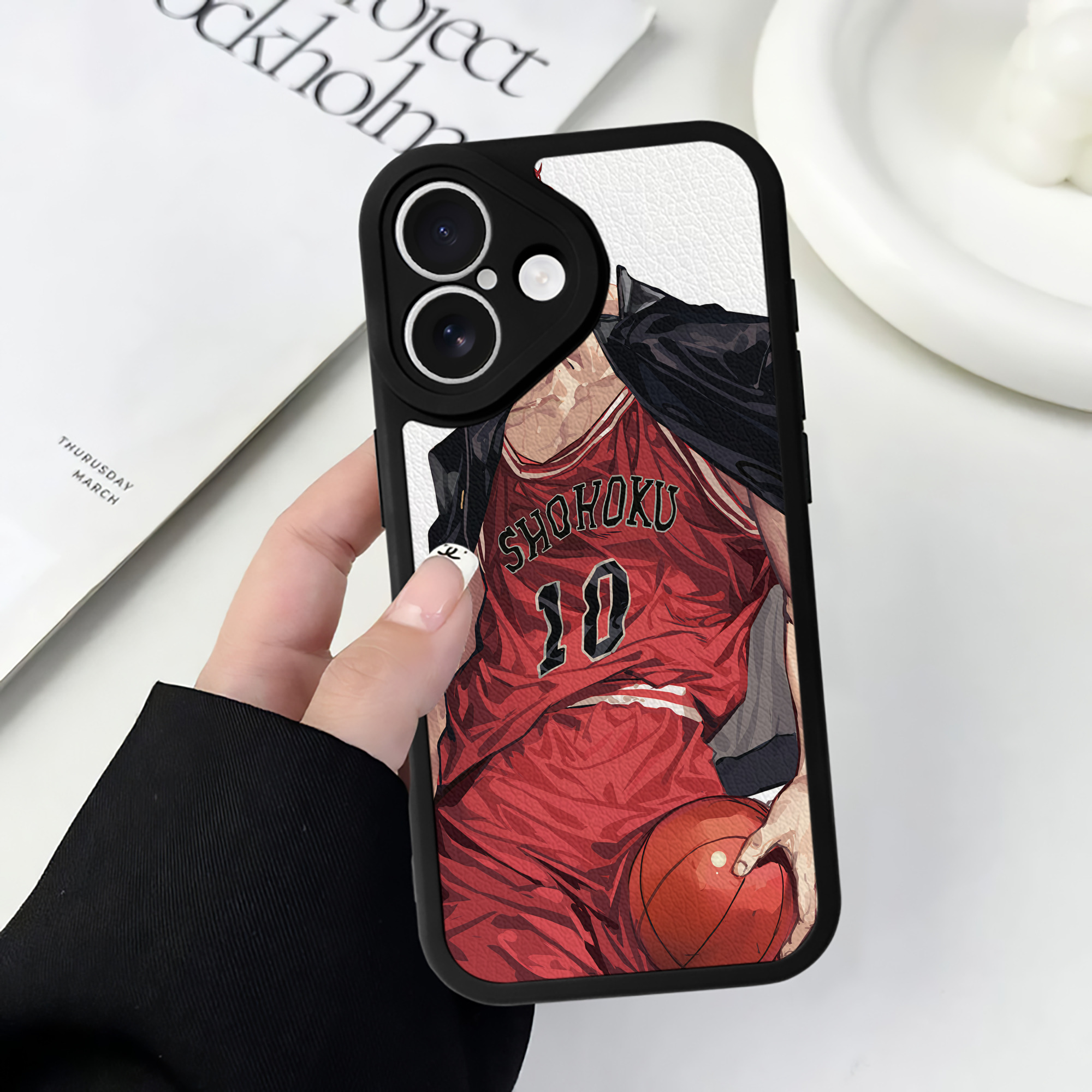 （画像用） SLAM DUNK／スラムダンク 【iPhone 16シリーズ対応】シリコンスマホケース（レザー調） 材質：シリコン